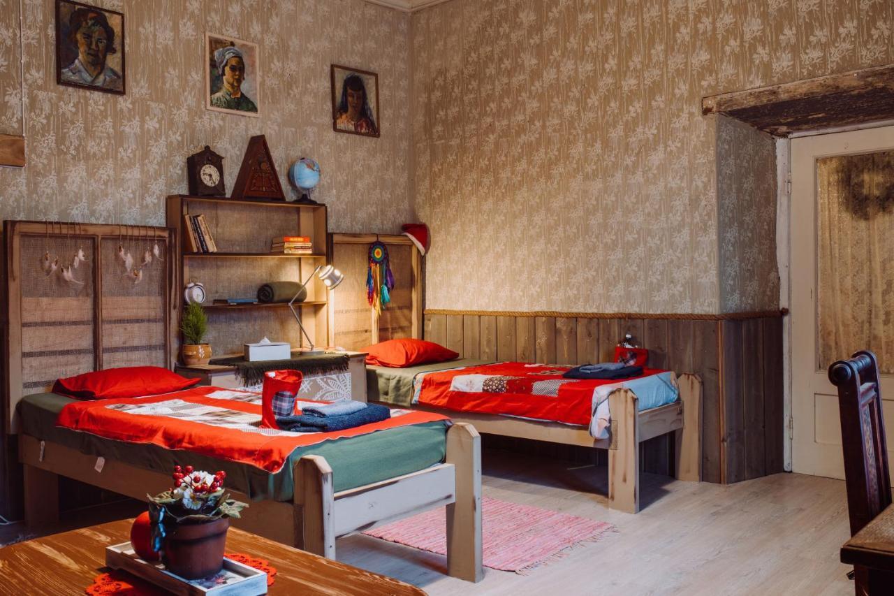 B&B Rando & Kaerdi Juures Oue Lyuganuse Extérieur photo