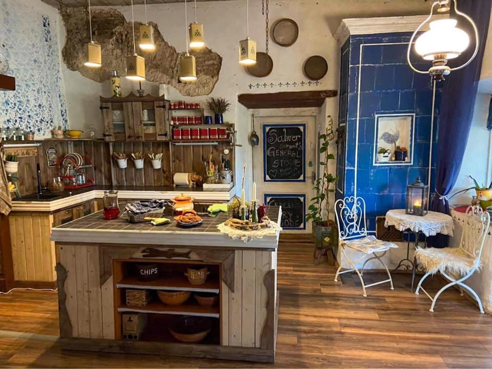 B&B Rando & Kaerdi Juures Oue Lyuganuse Extérieur photo